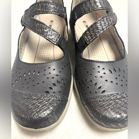 ROMIKA Women's Cassie 55
Charcoal Black Leather Mary Jane 
Size 37 / 6.5 US - Picture 4 of 7